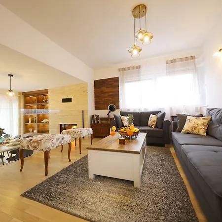 Bellavista Lejlighed *