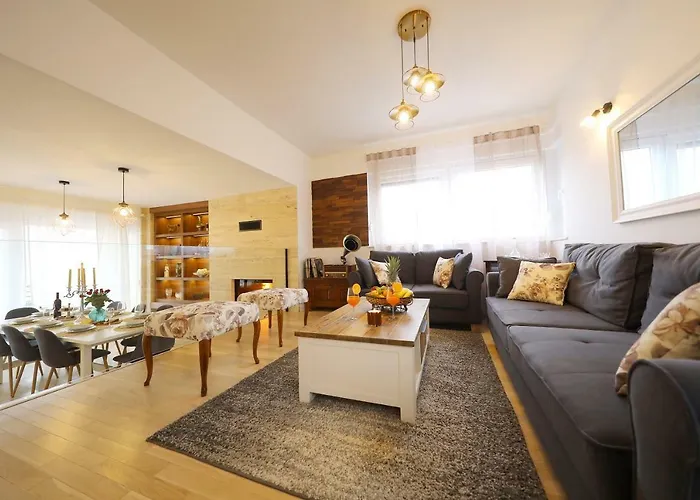 Bellavista דירה *