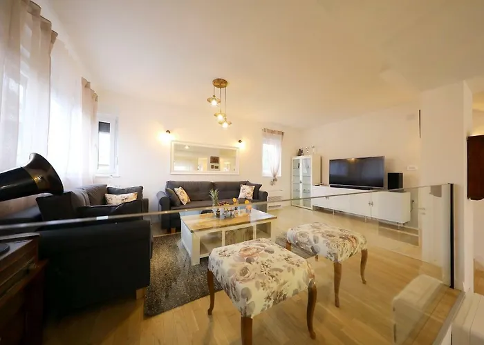 Bellavista דירה זאדאר